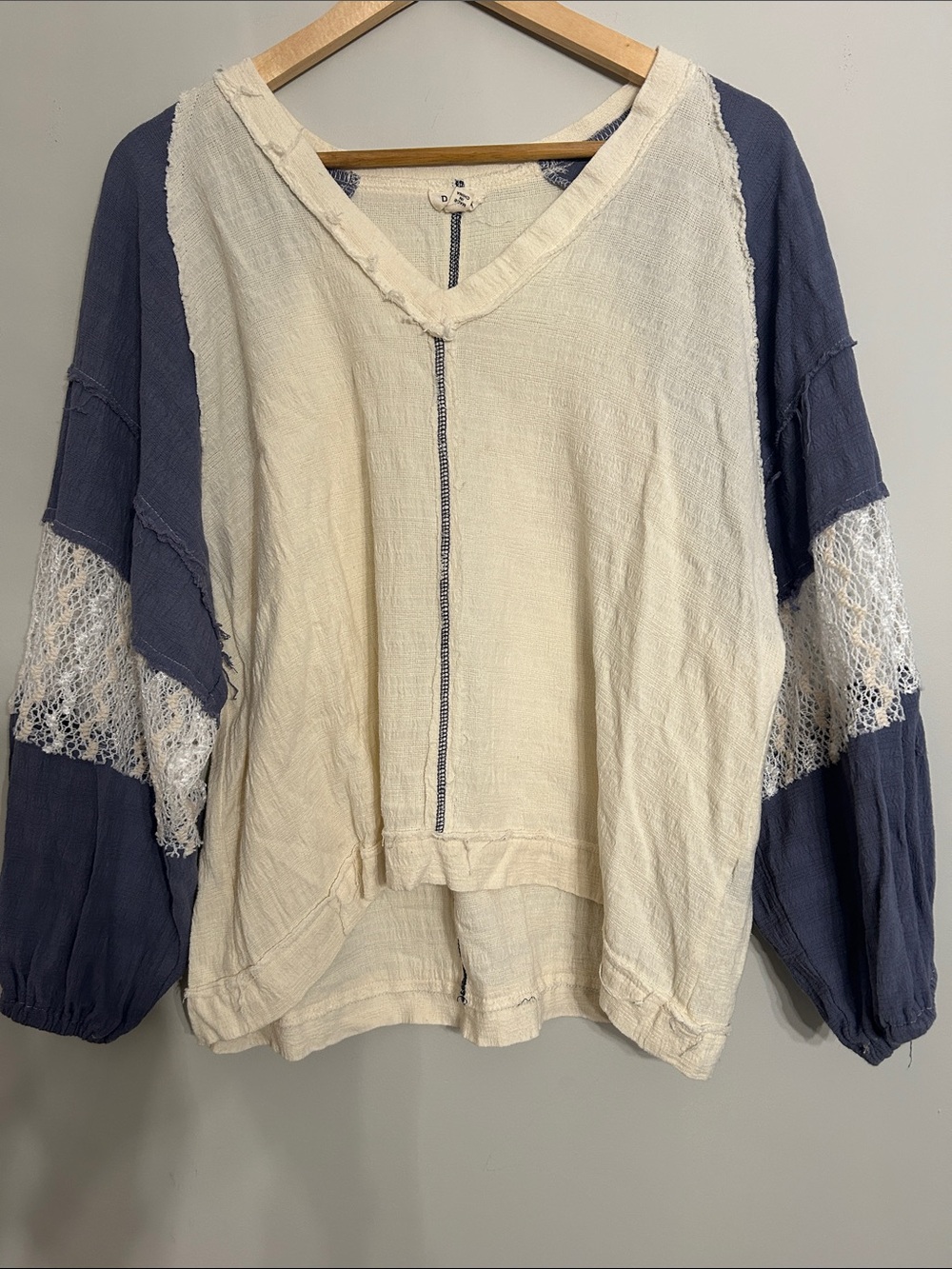 POL Cream V-Neck Pullover with Blue Raglan Sleeves and Lace